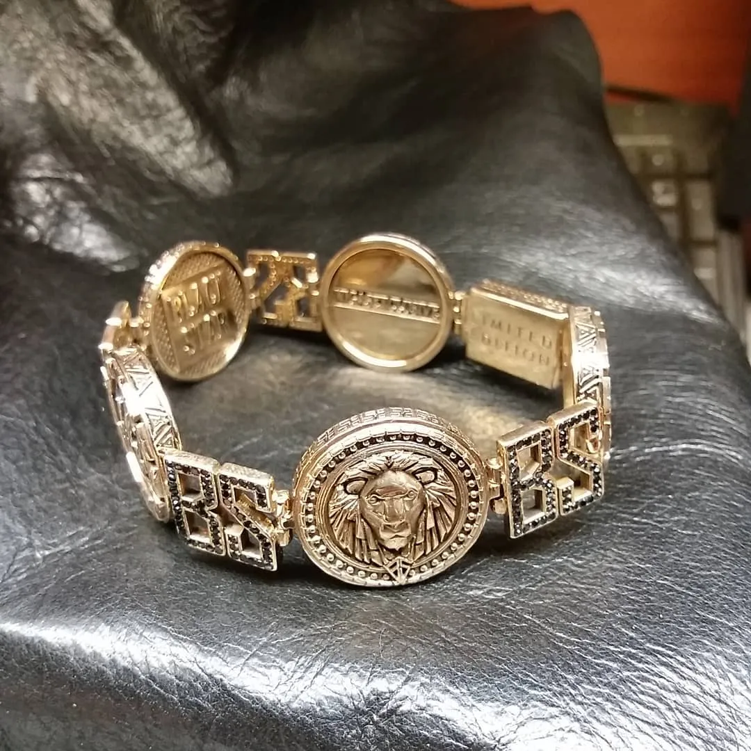 Jewelry set, worn