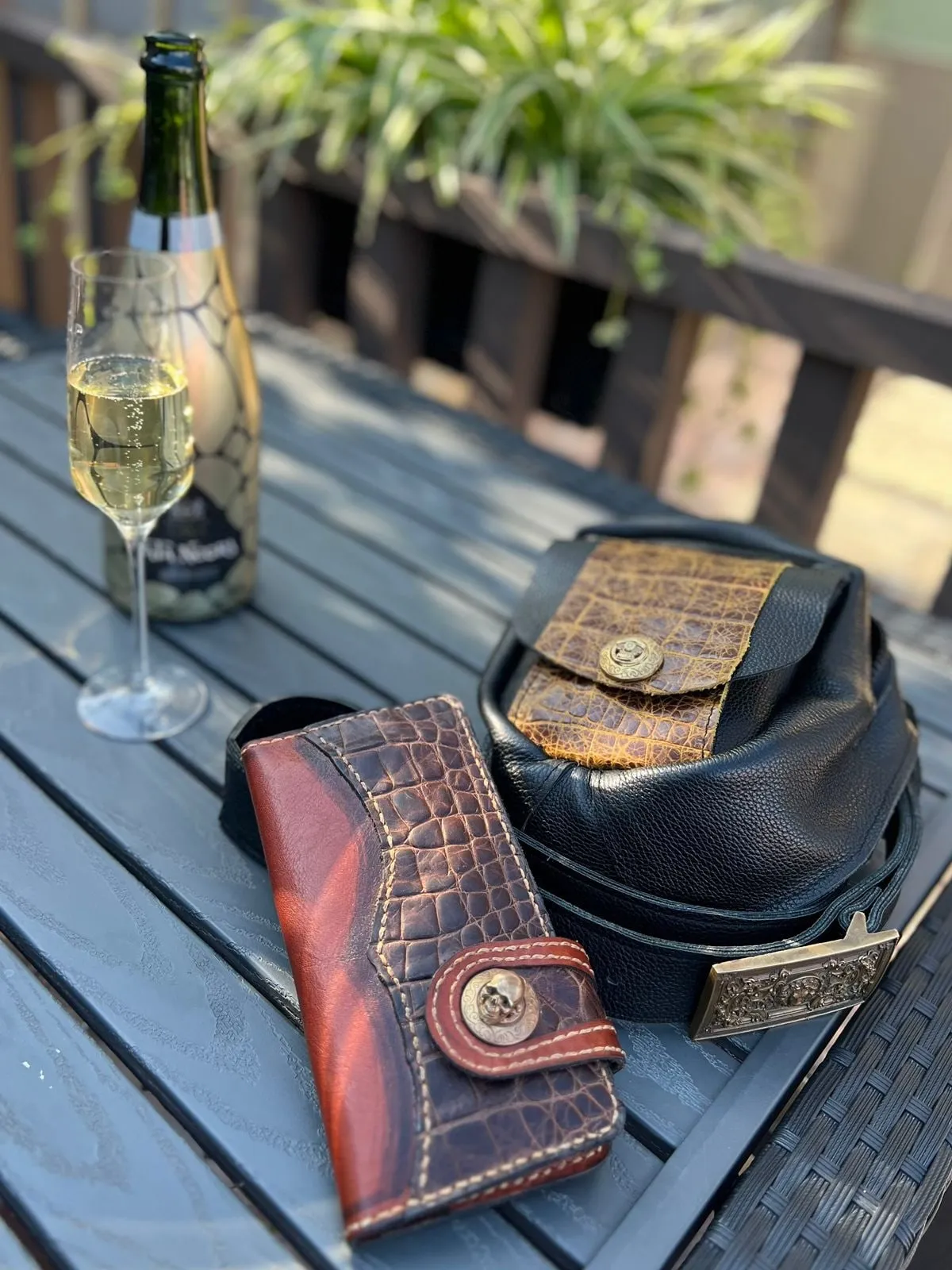 Leather bag, stitching detail